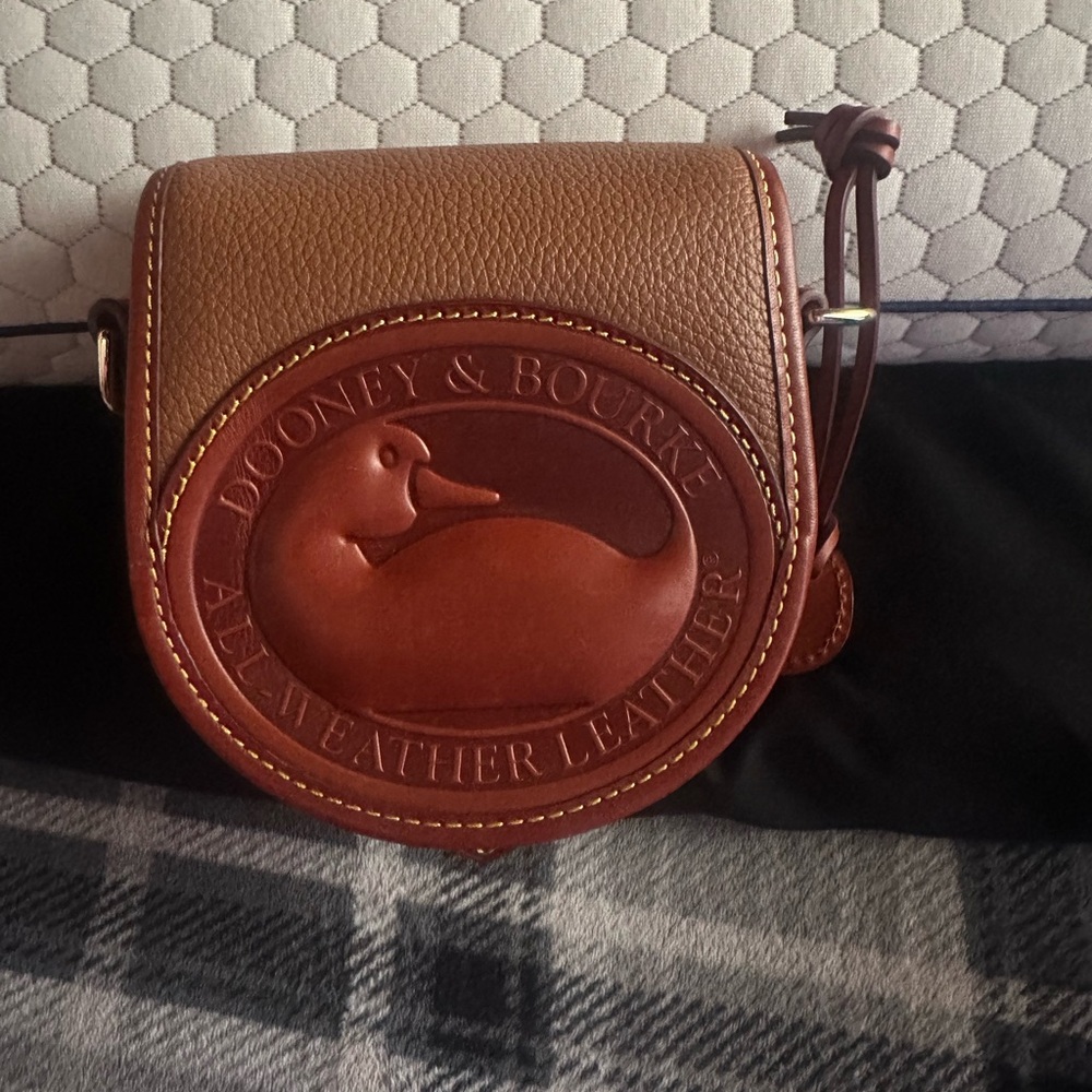 Dooney & Bourke Crossbody bag